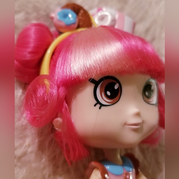 2015 Shopkins Doll Shoppies Donatina Donuts Princess 5.5” Moose S1 Pink Hair - Picture 4 of 14